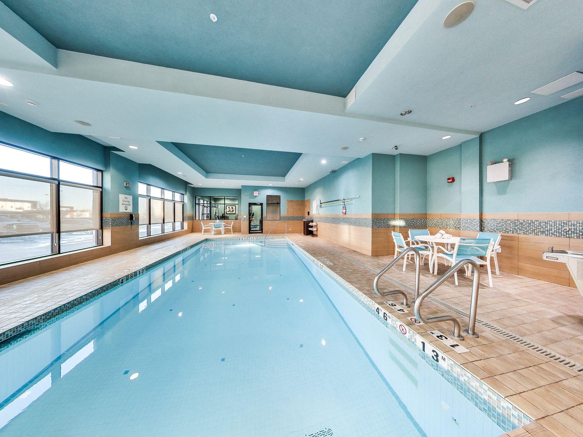 Holiday Inn Hotel & Suites Edmonton Airport Conference Centre By Ihg Nisku Bagian luar foto