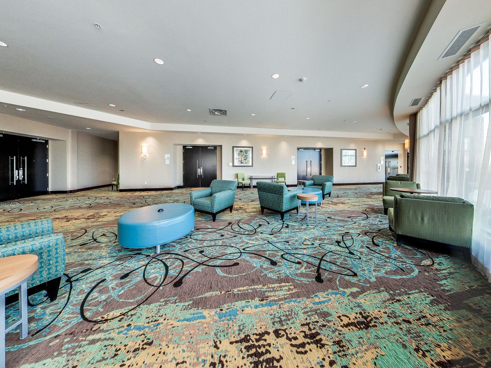 Holiday Inn Hotel & Suites Edmonton Airport Conference Centre By Ihg Nisku Bagian luar foto