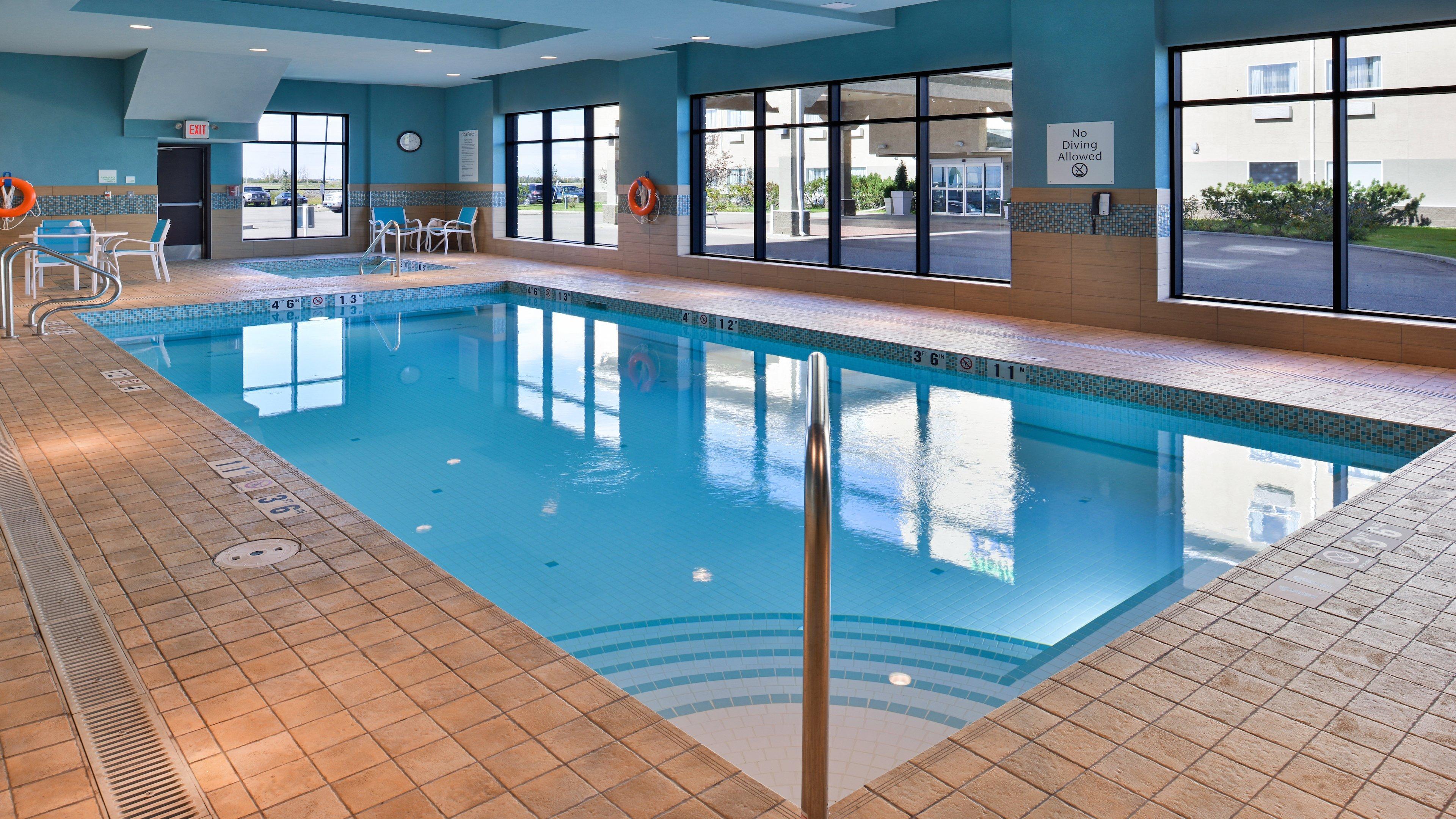 Holiday Inn Hotel & Suites Edmonton Airport Conference Centre By Ihg Nisku Bagian luar foto
