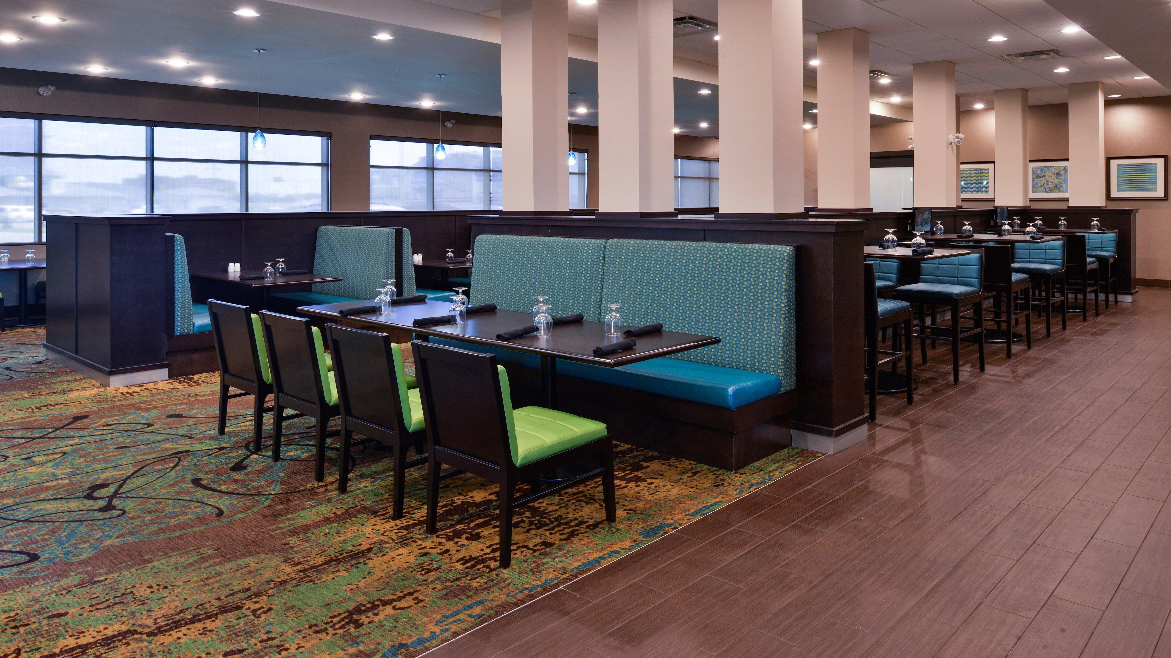 Holiday Inn Hotel & Suites Edmonton Airport Conference Centre By Ihg Nisku Bagian luar foto