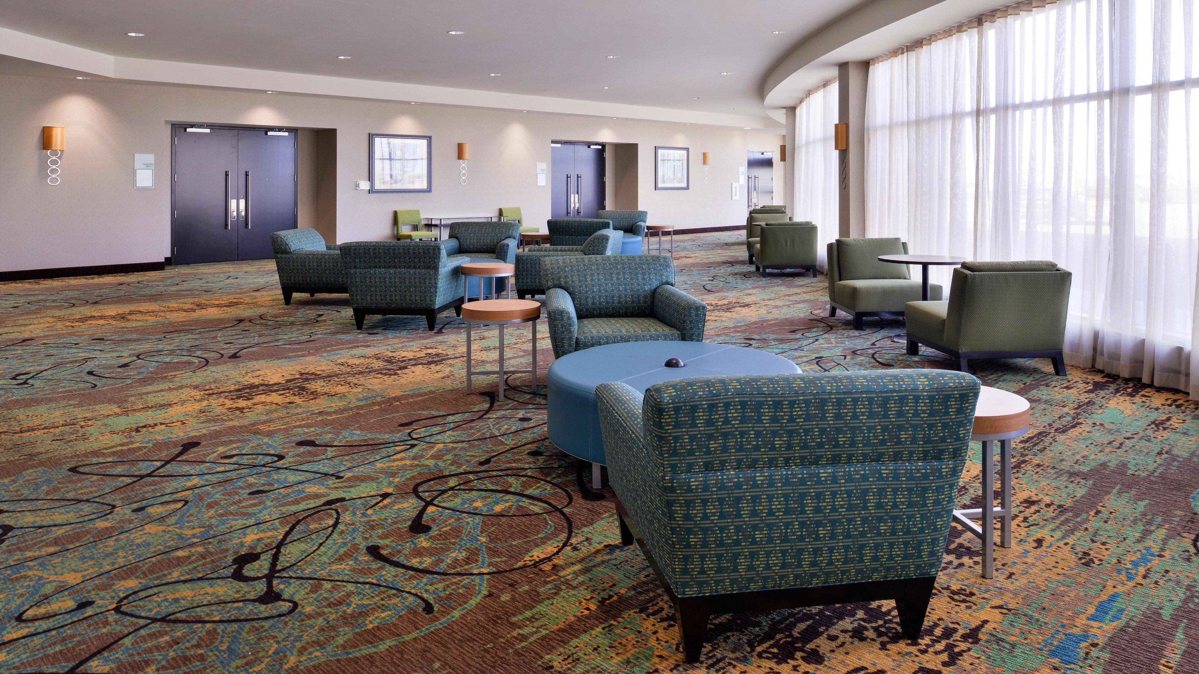Holiday Inn Hotel & Suites Edmonton Airport Conference Centre By Ihg Nisku Bagian luar foto