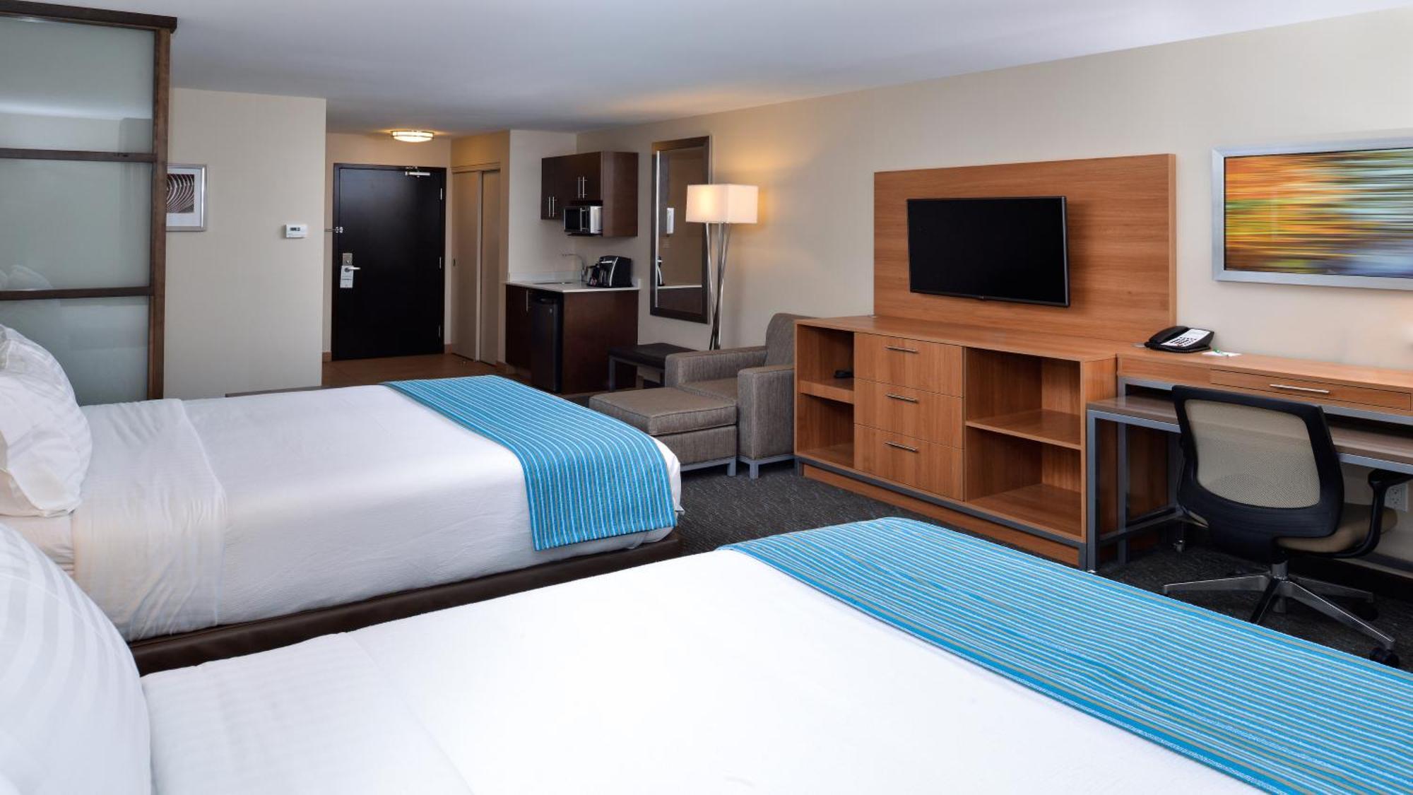 Holiday Inn Hotel & Suites Edmonton Airport Conference Centre, An Ihg Hotel Nisku Bagian luar foto